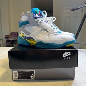 Retro 8 “White Aqua”
